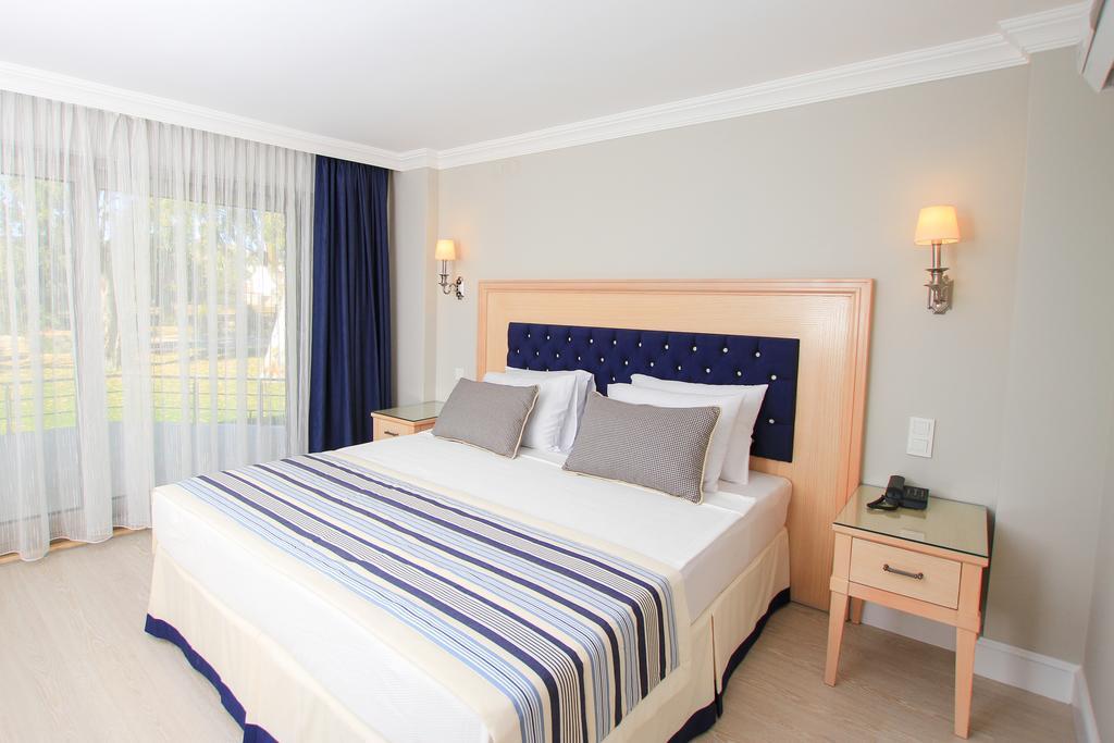 Palm Bay Beach Hotel Emecik Bagian luar foto