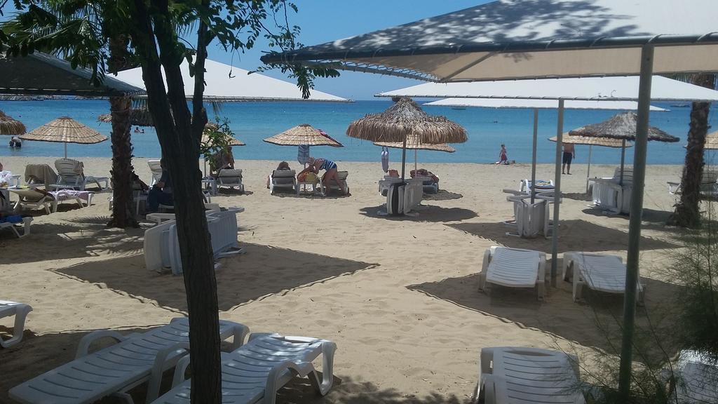 Palm Bay Beach Hotel Emecik Bagian luar foto