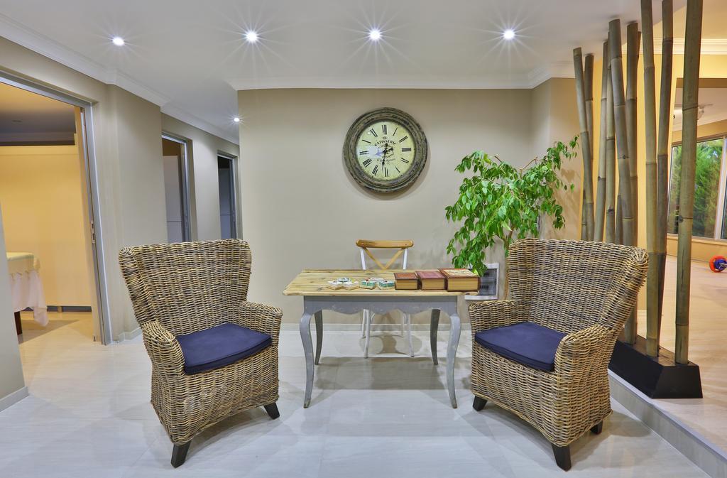 Palm Bay Beach Hotel Emecik Bagian luar foto