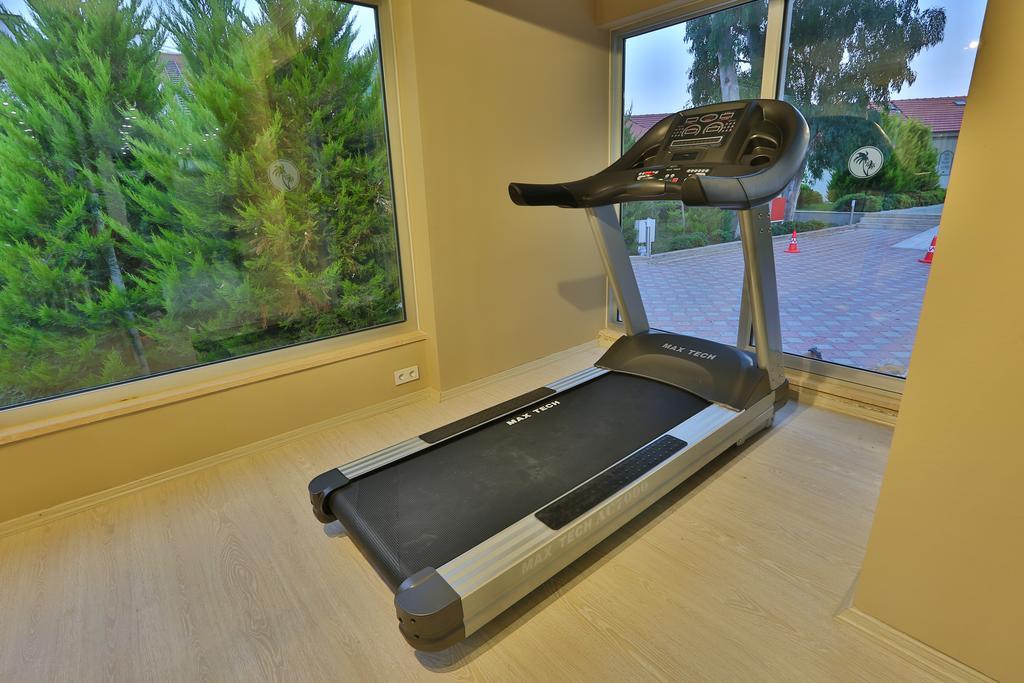 Palm Bay Beach Hotel Emecik Bagian luar foto