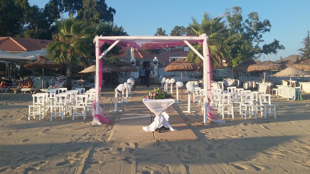 Palm Bay Beach Hotel Emecik Bagian luar foto