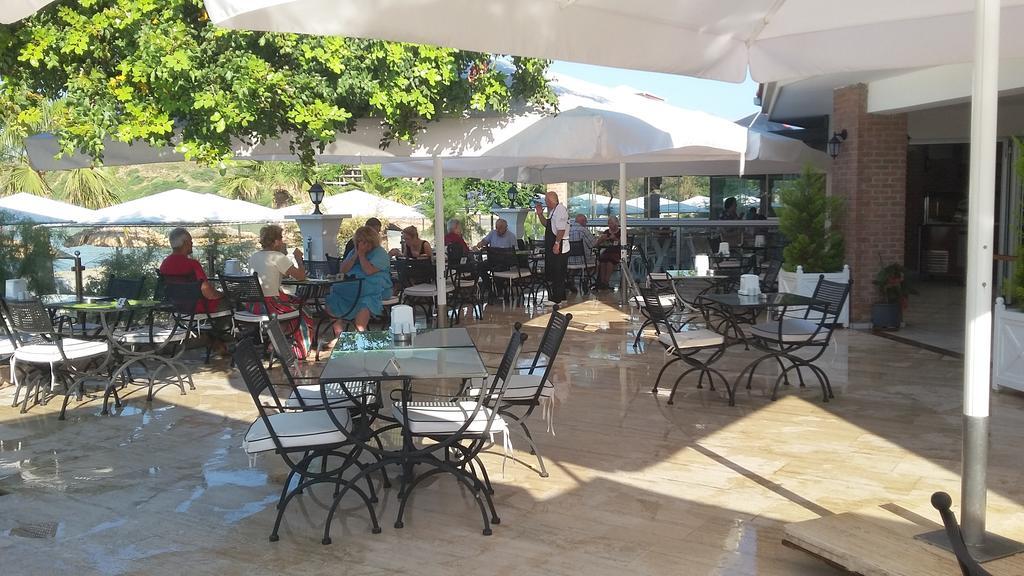 Palm Bay Beach Hotel Emecik Bagian luar foto
